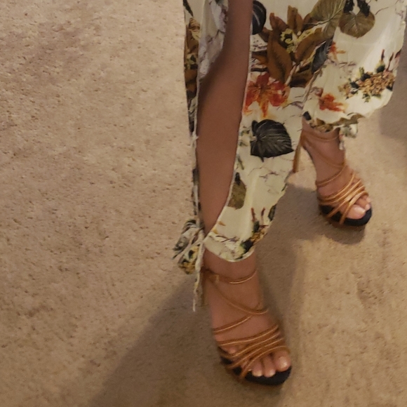 Jumpsuit - Picture 2 of 5